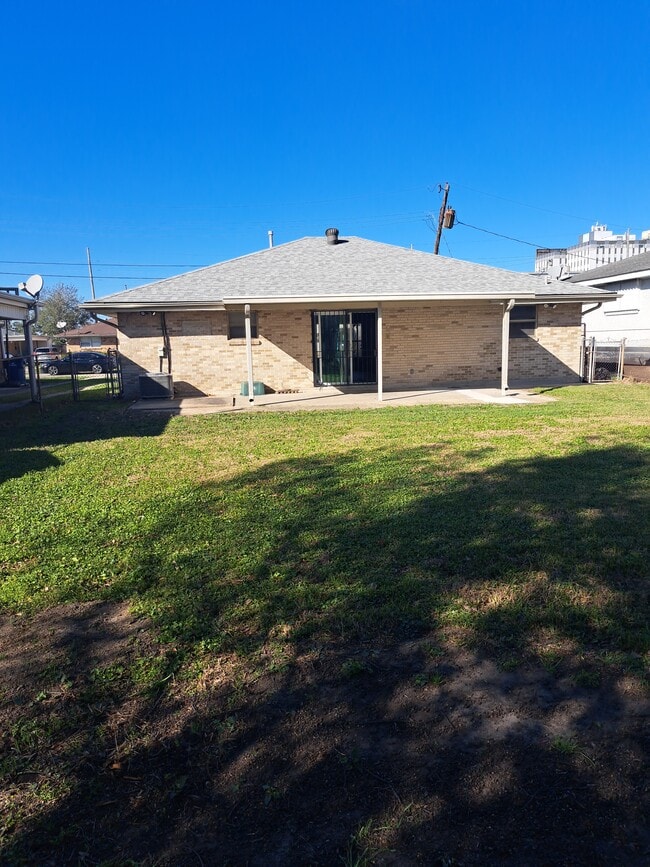 Photo - 3212 38th St House