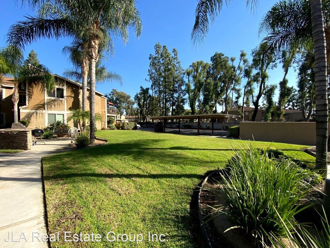 2 br, 2 bath House 930 S. Palmetto Ave House Rental in Ontario