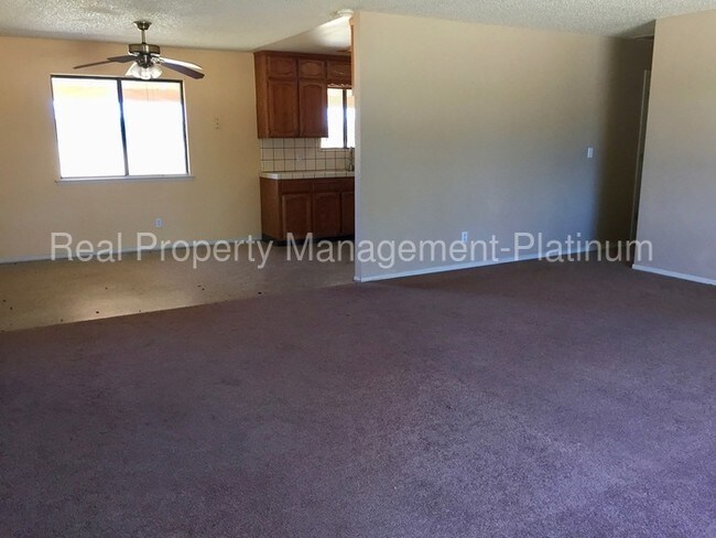 Foto del edificio - 4362 N Greenwood Ave