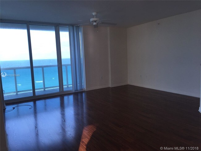 Building Photo - 9201 Collins Ave