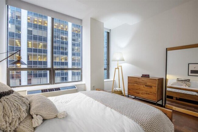 Foto del edificio - 2 bedroom in NEW YORK NY 10005
