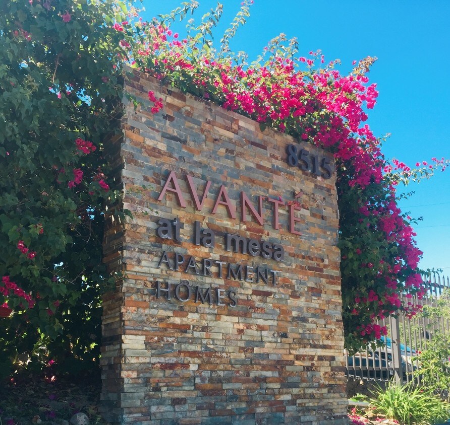 Elan Avante Apartments La Mesa, CA
