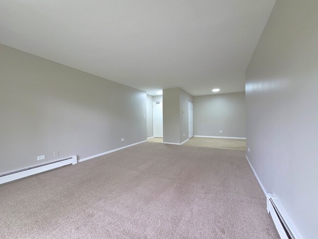 Building Photo - 1473 N Winslowe Dr