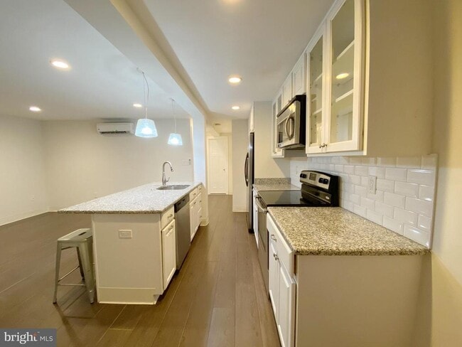 Foto del edificio - 928 P St NW