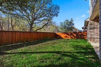 Building Photo - 9328 Kaitlyn Ct