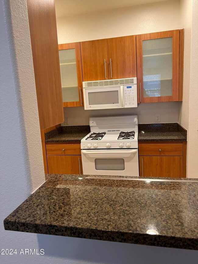 Foto del edificio - 6900 E Princess Dr