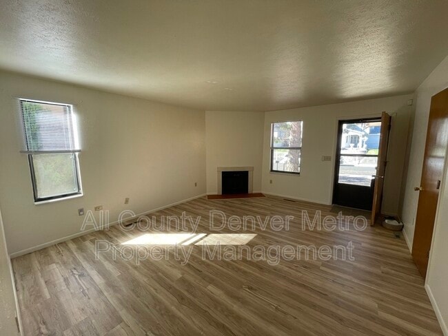 Foto del edificio - 4820 W 88th Pl