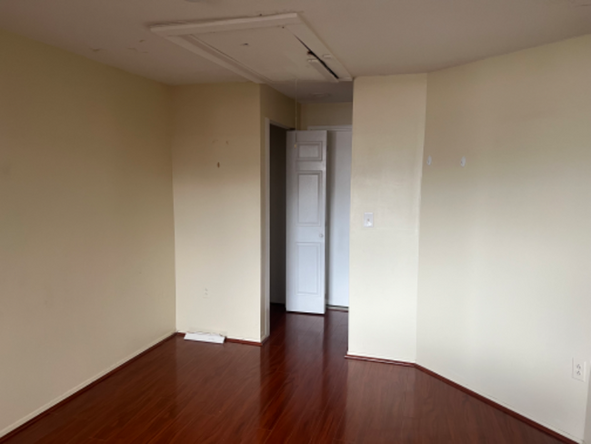 Building Photo - 146 Springside Ave