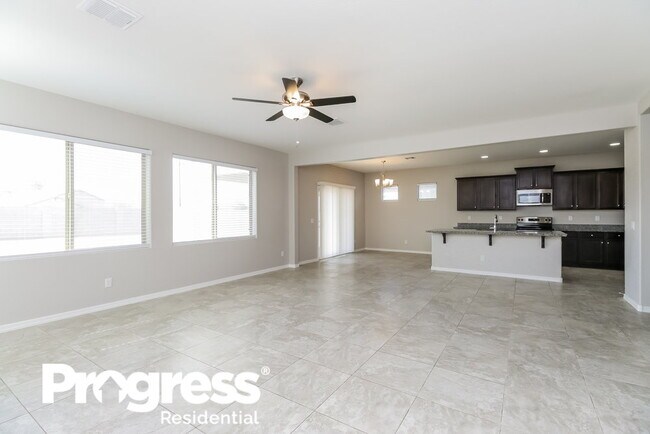 Building Photo - 38590 N Navarro Dr