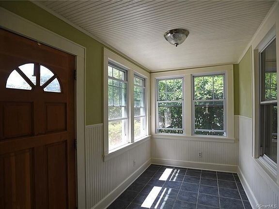 Building Photo - A fantastic home you will love