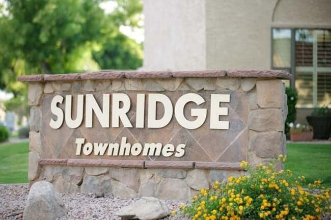 Building Photo - Sunridge patio homes / Alma School & Guada...