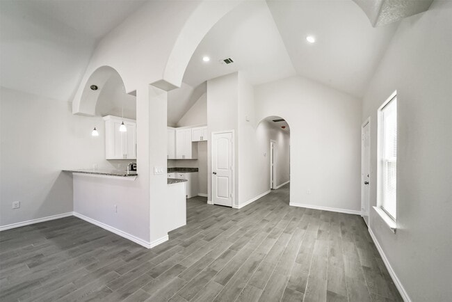 Building Photo - 16943 W Juneau St