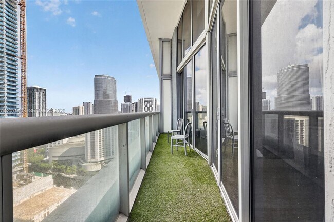 Foto del edificio - 485 Brickell Ave