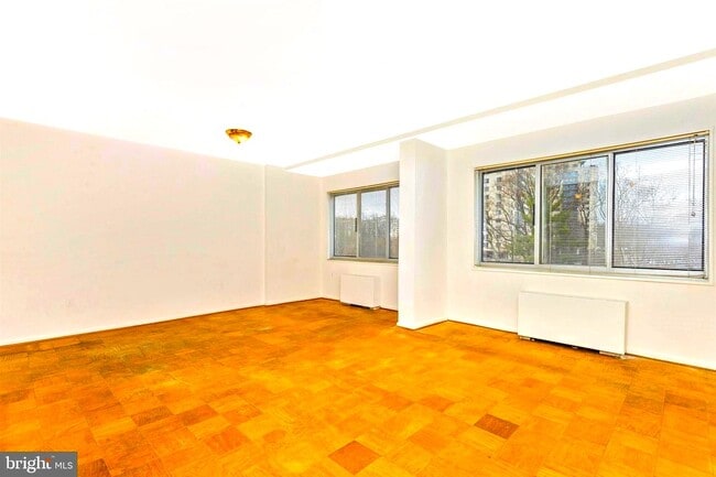Building Photo - 10500 Rockville Pike