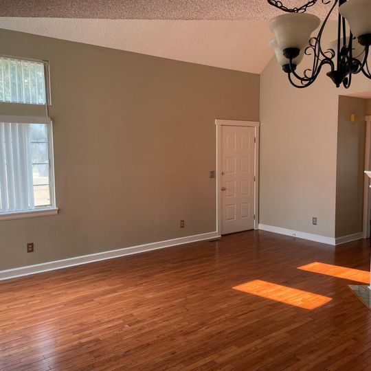 Foto del edificio - 7373 E Iowa Ave