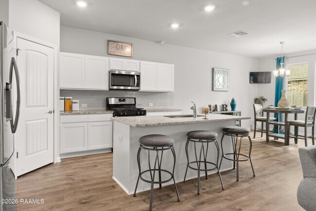 Foto del edificio - 203 S Lakepointe Dr