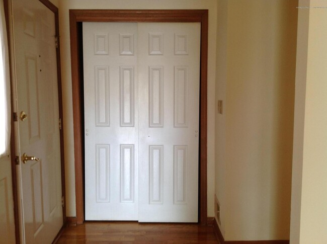 Building Photo - 917 NJ-88