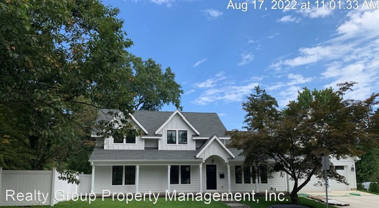 7 br, 5.5 bath House - 8900 CONNECTICUT AVE Photo