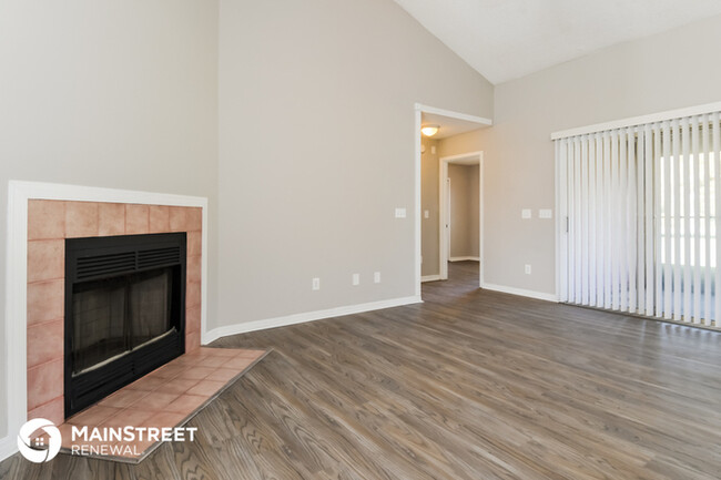 Building Photo - 3951 Victoria Landing Dr N