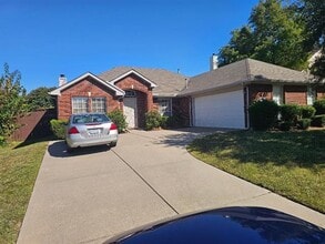 Building Photo - 5805 Colby Dr