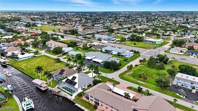 Foto del edificio - 1203 SW 48th Terrace