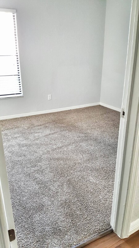 Foto del edificio - 9847 Seminole Blvd