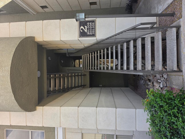 Building Photo - 5303 N 7th St