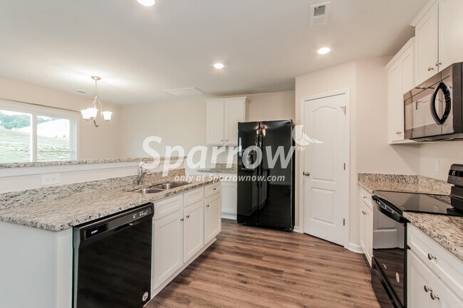 Building Photo - 2128 Talbert Court