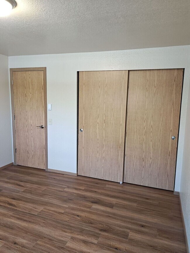 Foto del edificio - Spacious 3 bedroom unit!