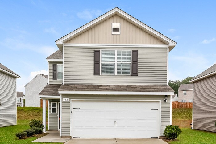Primary Photo - Gorgeous 3 Bedroom in Inman!