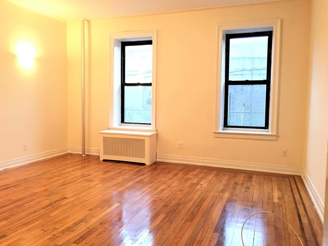 Building Photo - 4516 44th St