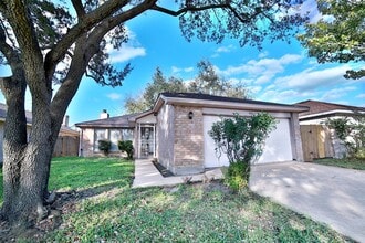 Building Photo - 9526 Langdon Ln