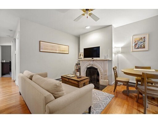 Building Photo - 39 Dwight St