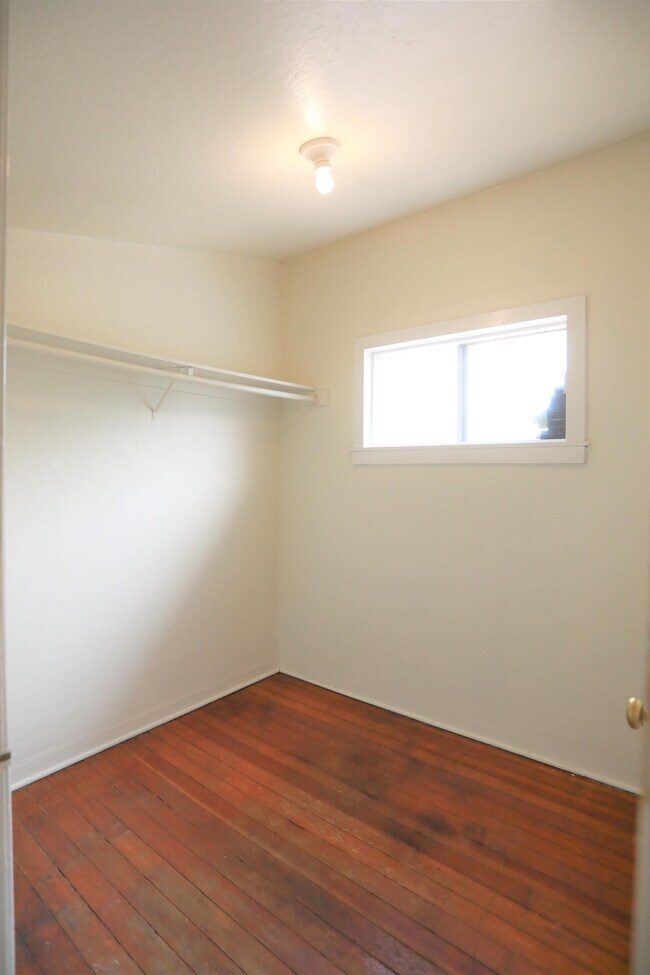 Foto del edificio - 1712 Sherman Ave