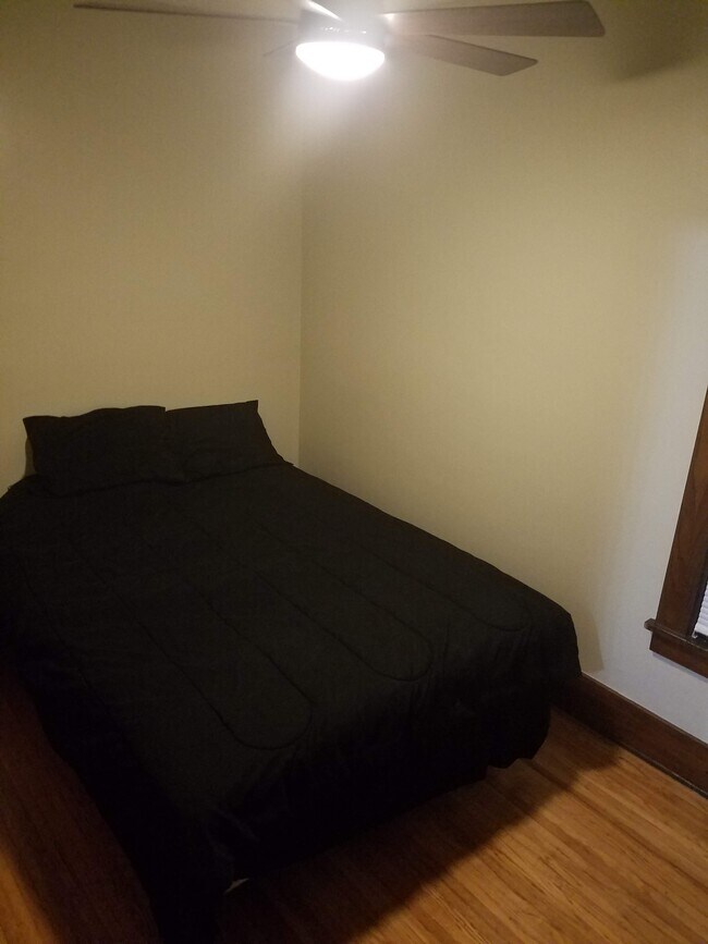 uno de los 3 BR - 9 Cypress Street