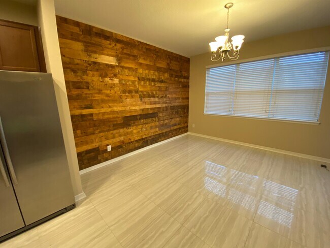 Foto del edificio - 8616 Brookvale Dr