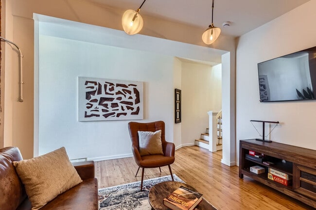 Building Photo - 2925 Curtis Street