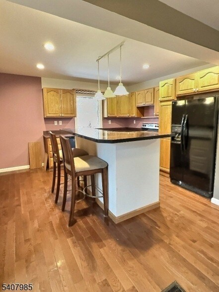 Foto del edificio - 47 Vail Rd