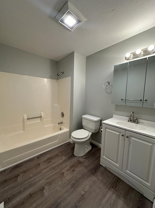 435 Sunderland Rd, Worcester, MA 01604 Townhome Rentals in Worcester