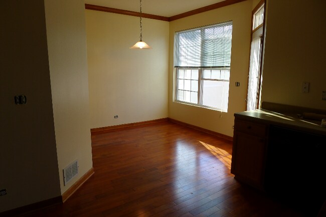 Foto del edificio - 1729 W Turtle Creek Ln