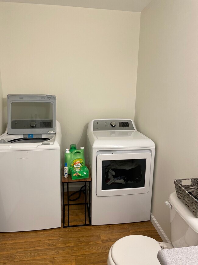 Laundry 1st floor bath - 228 Wells St