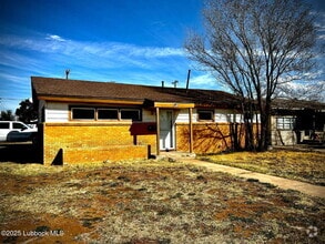 Building Photo - 2420 38th St