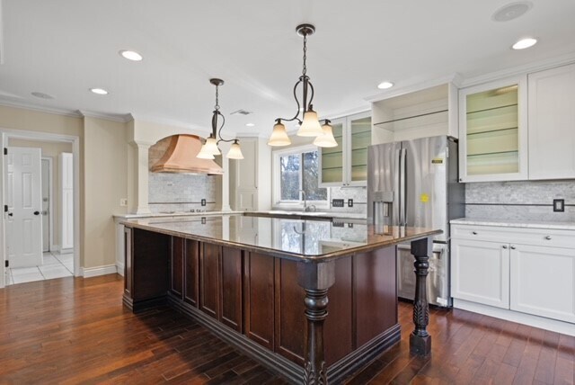 Foto del edificio - 5799 Blandford Ct