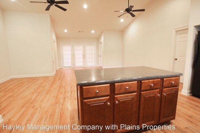 Foto del edificio - 4 br, 4 bath House - 807 W Longleaf Drive 72