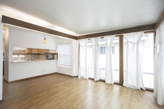 Building Photo - 7950 La Jolla Shores Dr