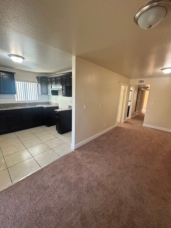 Foto del edificio - 326 E 101st St