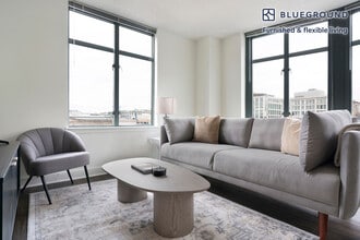 Building Photo - 444 8th St NW