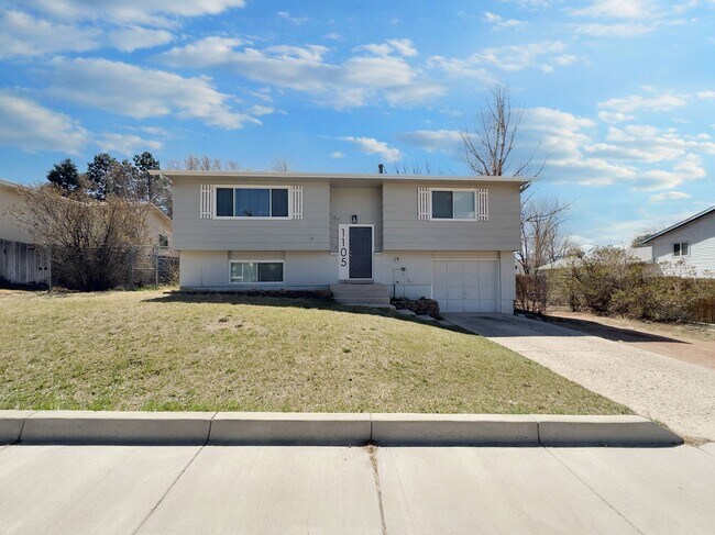 Foto del edificio - 1105 Mount View Ln, Colorado Springs, CO 8...