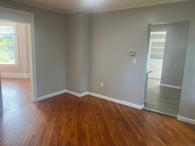 Building Photo - 224 Millville Ave
