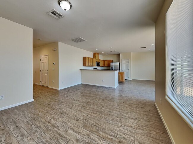 Building Photo - 10056 Barengo Ave